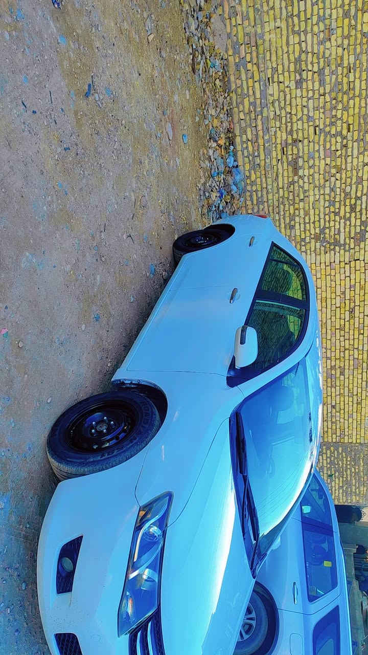 سلام عليكم اريو للبيع سياره كفالة عده الجاملغ اليمن بي صبغ ولباقي كفاله موديل 19رقم ميسان ب95وبيها مجال للاستفسار الاتصال على الرقم ***********
