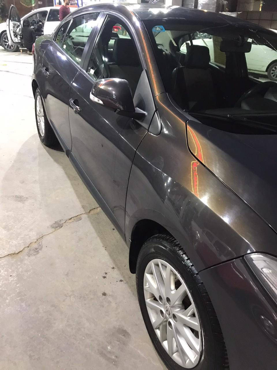 سلام عليكم رينو فلاونز للبيع موديل 2016 اللون جوزي بني السياره ماشيه 49 الف رقم بغداد باسمي تحويل ثاني يوم السياره جديده كلش سعرها 90  للاستفسار  اكثر مراسله الرقم واتساب ***********
