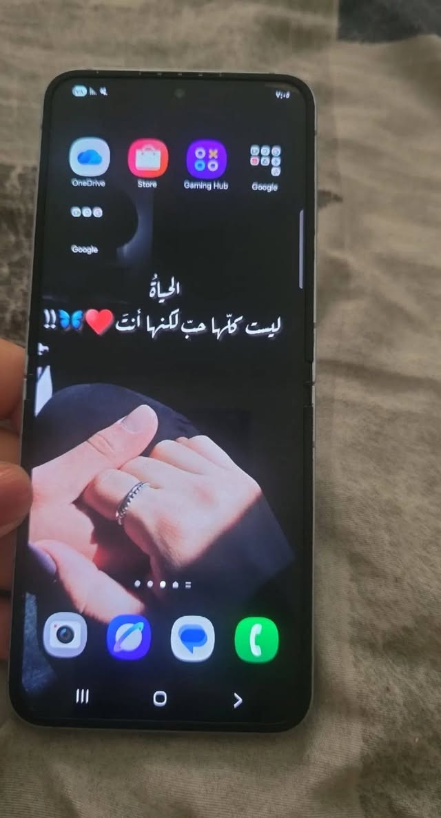 جهاز سامسونك Z flip6 ذاكره ٢٥٦ نضيف كلش استخدام قليل مع كارتونه وكيبل شحن اصلي وكڤر بي بعده لزگة شركة جهاز لون بحري نضيف كلش السعر ٩٠٠ الف وبي مجال قليل كلش للشراي متوفر توصيل بغداد او محافضات


**إذا كنت صاحب هذا الإعلان وتريد حذفه لأي سبب، رجاءا أرسل رسالة إلى الدعم الفني**