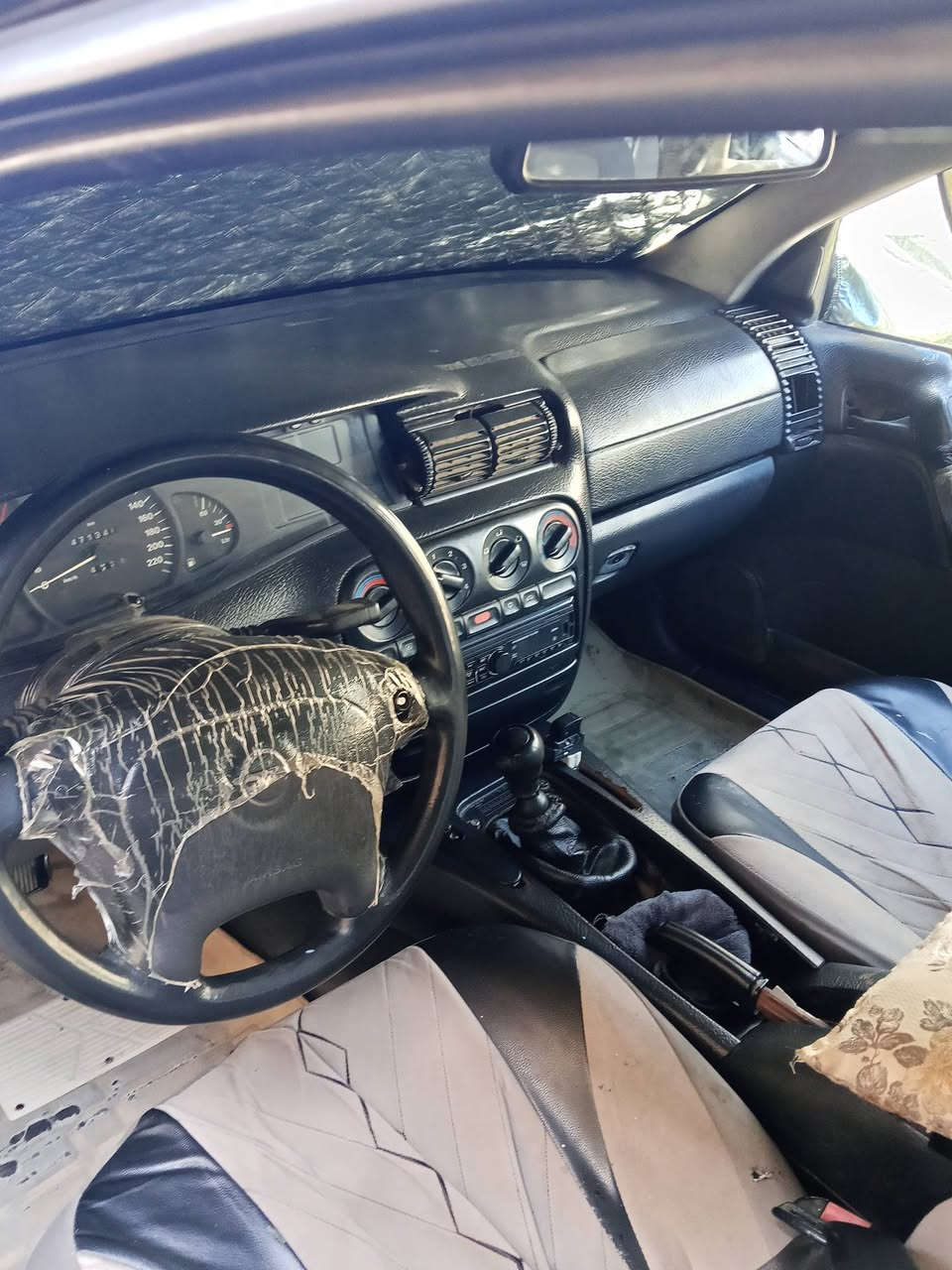 سلام عليكم اوبل بزون مديل 95 مكينه كير اكسل صدرين تخم تاير كشر كله جديد العنوان بغداد الحسينيه السعر 38 اتصال او وتساب ***********
