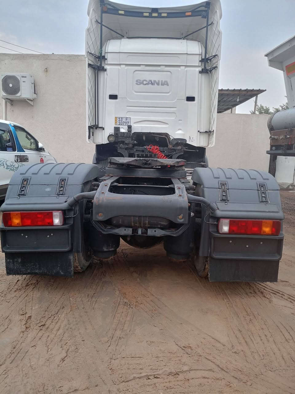 السلام عليكم 2006 مكفوله كفاله عامه رقم ميسان رقم دولي مربوطه قلاب  تلث لوحات مكينه قبل يومين
شاده اوربيه 
***********
