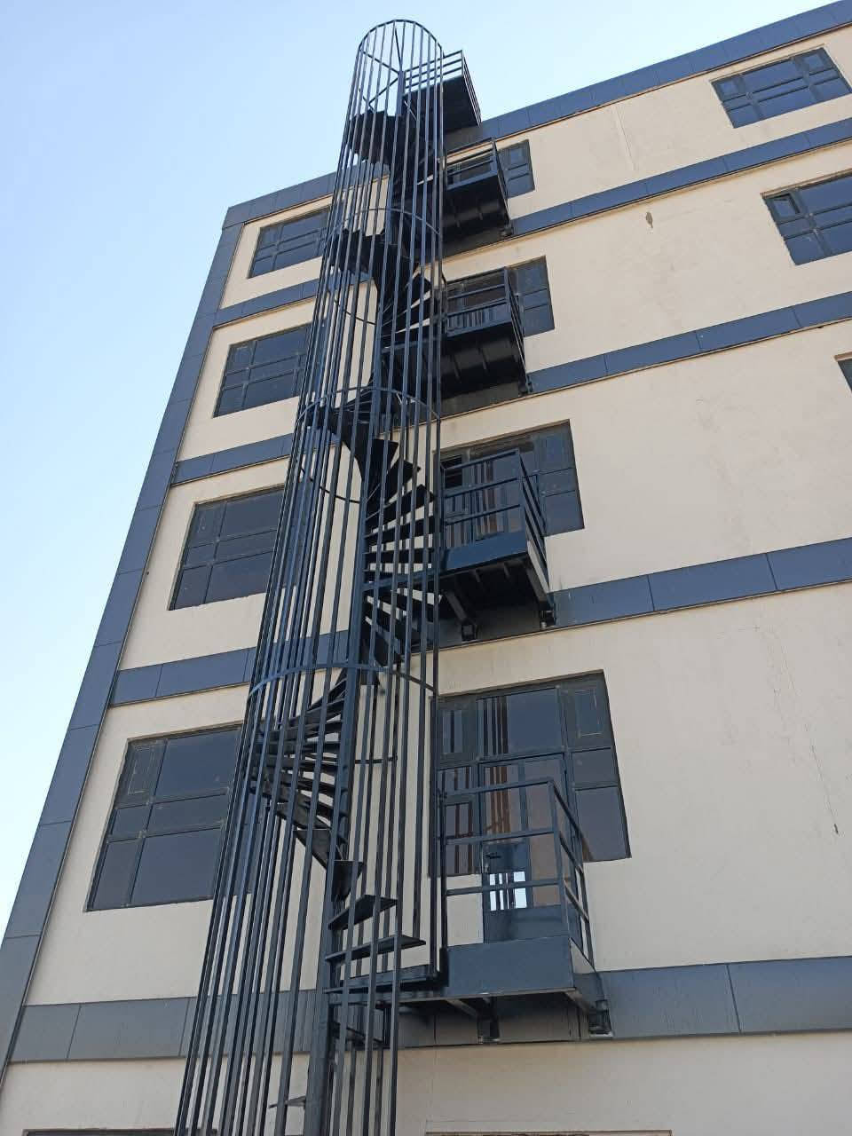 سلام عليكم صلو على محمد وعلى ال محمد دروج خارجيه تواصل عباس الحداد موبايل ***********
