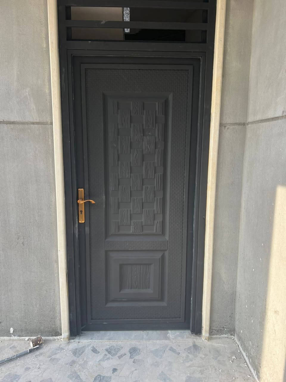 بسم الله الرحمن الرحيم
حداده القيسي
مجاور أسواق مؤيد العجاج مقابل التسهل
 يقدم لكم خدمات الديكورات حسب الطلب. نحن متخصصون في الحدادة العامة ونصنع كل شيء من الأبواب، الشبابيك، الحماية، المحاجر، وحتى الأبواب الخارجية والقمريات. نعمل بأعلى كفاءة وجودة وبأسعار تنافسية تناسب الجميع.

📍 نقدم خدماتنا في الشرقاط والمناطق المجاورة، ونسعد بالحضور إلى موقعك لأخذ القياسات بدقة.

للتواصل، يمكنكم المراسلة عبر الواتساب أو فيسبوك، أو الاتصال على الأرقام التالية:
☎️ ***********
☎️ ***********

---
