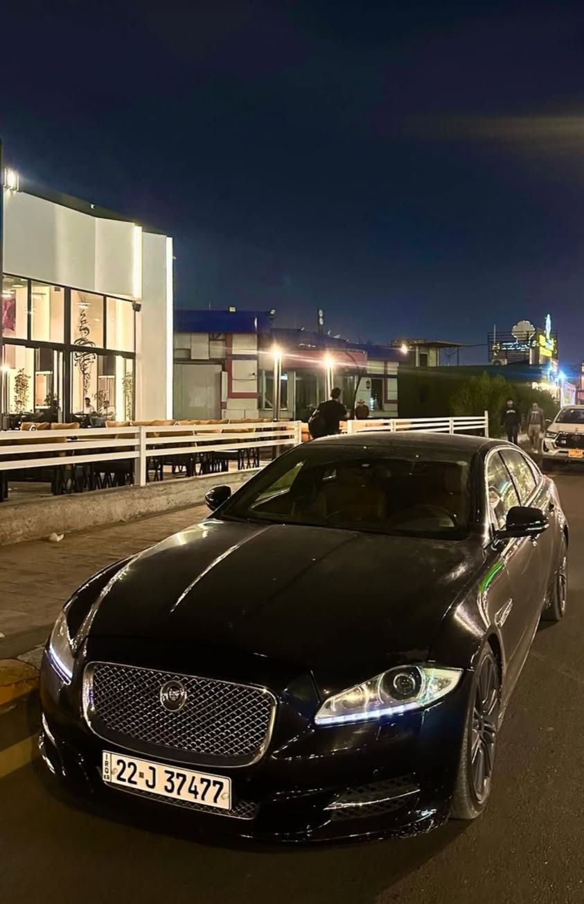 جاكور للبيع او مراوس VIP XJL V8 سوبر جارج وكاله سردار
للاخير ١/١  موديل ٢٠١١ خليجي وكالة سردار رقم اربيل       

                      ماشيه 102 كيلو متر فقط  مكينه v8 
        غرضها الاصليه كلها وياها عده مال طوارئ بلصندوق
      وارضيات الشركه  بلادي وياها الحمد الله بدون اي نقص
              ولاكلوب مشتغل بلدشبول صفر مسج السيارة
        كير ومحرك وكهربائيات  وصدر كله بلشرط والفحص 
المواصفات________
٥ بصمات 
بانورما 
داخل جلد مشمشي
مساج  
تدفئه وتبريد بالكشنات الاماميه 
تدفئه وتبريد بالكشنات الخلفيه
كشنات الاماميه كهرباء 
كشنات الخلفيه كهرباء 
كشن السايق ميموري 
استيرن كهرباء 
لايتات داينمك 
بردات خلفيه جانبيه 
طاولات خلفيه
تحكمات خلفيه
كشنات الخلفيه مساج 
برده خلفيه كهرباء
هاند بريك بصمة
لايتات زينون بلادي
جنطة كهرباء 
دوس جاكور ليزريه 
انارة داخليه لمس 
شاشه كبيره تدعم نظام الملاحة
تبريد مركزي 
كامره خلفيه فول HD 
حساسات امامية
حساسات خلفيه
ماسحات اوتو
تجاوي كهرباء
رادارات جانبيه
كير ماوس ٨ نمر
شفتات استيرن
تدفئه استرين 
كيجات الكترونيه
نظام سبورت
نظام S سبورت بلاص
نظام ثلوج 
صاج ملكي نفس الموجود بالبينتلي 
سستم سماعات Luxury ٢٤ سماعه
ليد امامي 
بك لايد ليد 
ويل كب 20 بلادي وتخم تاير جديد عليه اصلي 
وبعد بيه مواصفات اكثرر 
الحمد الله السيارة مثل مذكرت بدون نقص ابد وعليه سيرفس كامل قبل كم يوم ودهن بلادي بدلته بعده صفر كيلو متر وعليه وصدر مبدله جديد وكل غراضها مال شركه
السعر : 155 وبي مجال 
*********** علي
