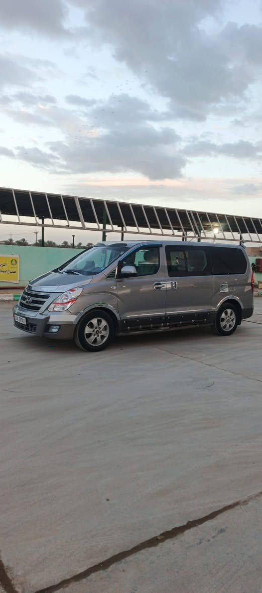 السلام عليكم ستاركس 2018 مسكر ادبلو محوره سبلاين سياره جديده كفاله مصفره من كل شي جاهزه السياره مرايا 20 ويالة 20 بك لايت 20 رقم بابل انكليزي باسمي  الثانويه الجديده للثلاثين باقي التفاصيل أتصال ***********
