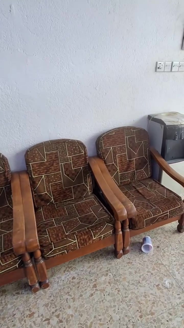 كرويتات للبيع مستعجل .. كربلاء حي العامل
جنت عارضه ب١٥٠ هسه عارضه ١٠٠نهايته قفل
***********

