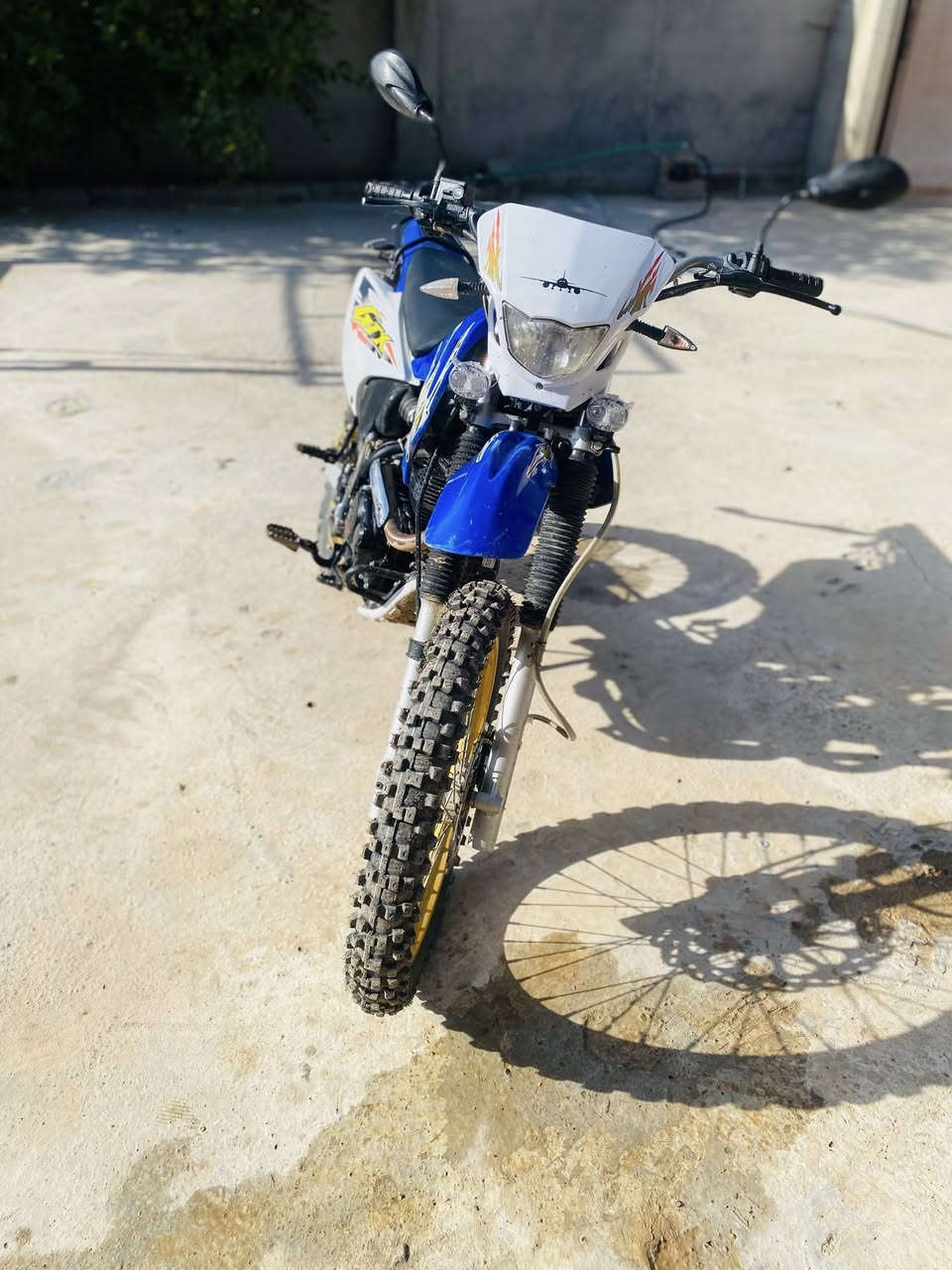 السلام عليكم بسب وعود الكاذبه كاويار موديل 2025 محرك 200 نشاط خير من الله المحرك صبانه ما مطخوخ السعر مليون و50 وبي مجال حك جيتك مكاني جنوب الموصل خاص مفتوح او تريد تصال*********** تحياتي لل جميع 🤍
