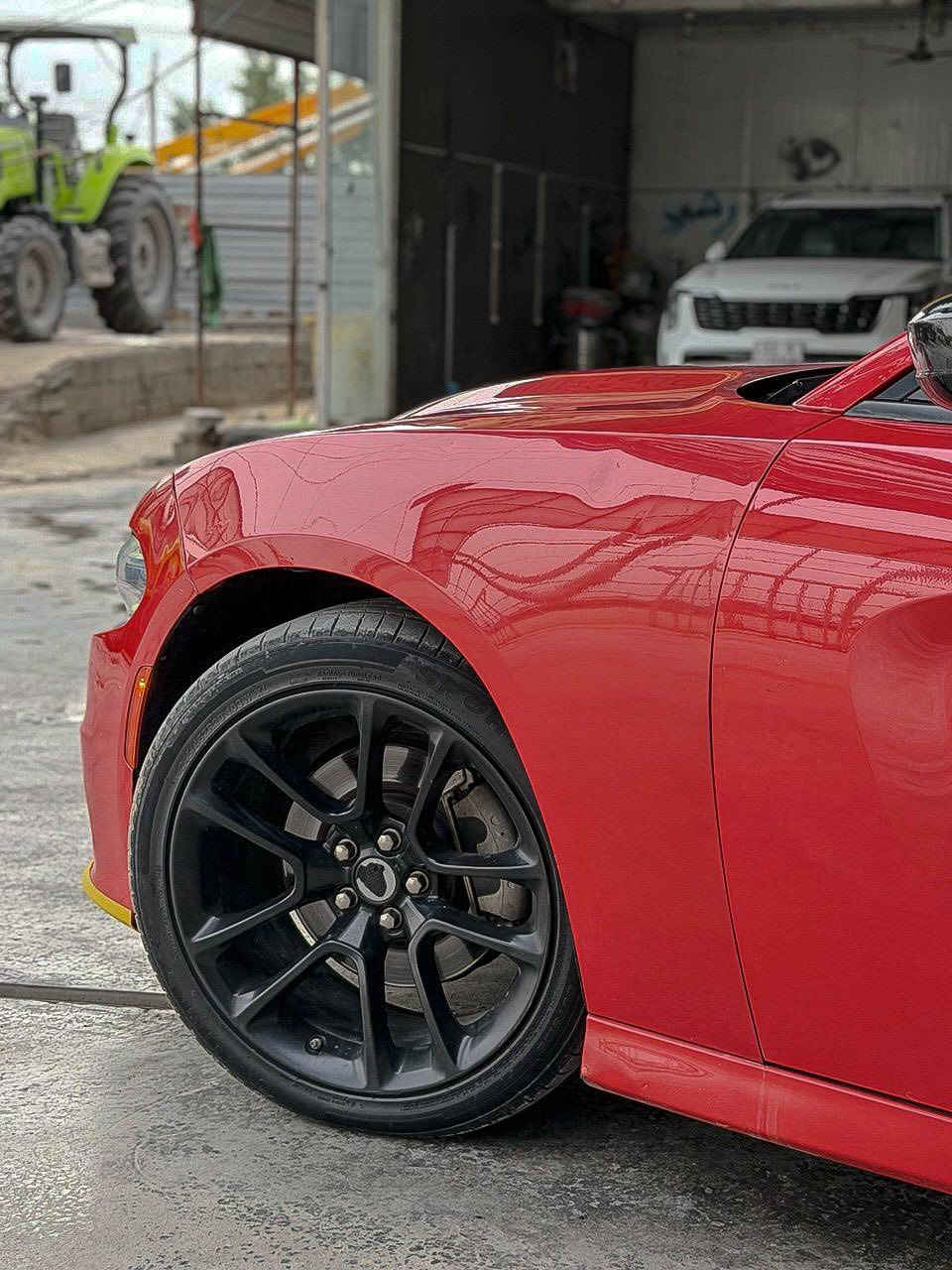 السلام عليكم بيع او مراوس حسب القناعه
جارجر موديل 2022  اصل امريكي فول مواصفات كشن دايتونا  مكينه 5700 جاهزه ع اخر حبايه ماشيه 55 ميل حادثها مال امريكا يمك وبيها قطعه اضافيه اجت من امريكا بيها كلير جاملق
 خلفي باقي
وسونار يمك ورقم الشاصي يمك اقتنع وتدلل وماكو بهيج سعر 
 سيارة جاهزه مجهزه رقم بغداد هزه وسنويه وفحص كله جديد وبسمي ورقم مميز متصرف عليها دينار سعر 228 وبيها مجال مكاني بغداد اليوسفيه اي استفسار ***********
