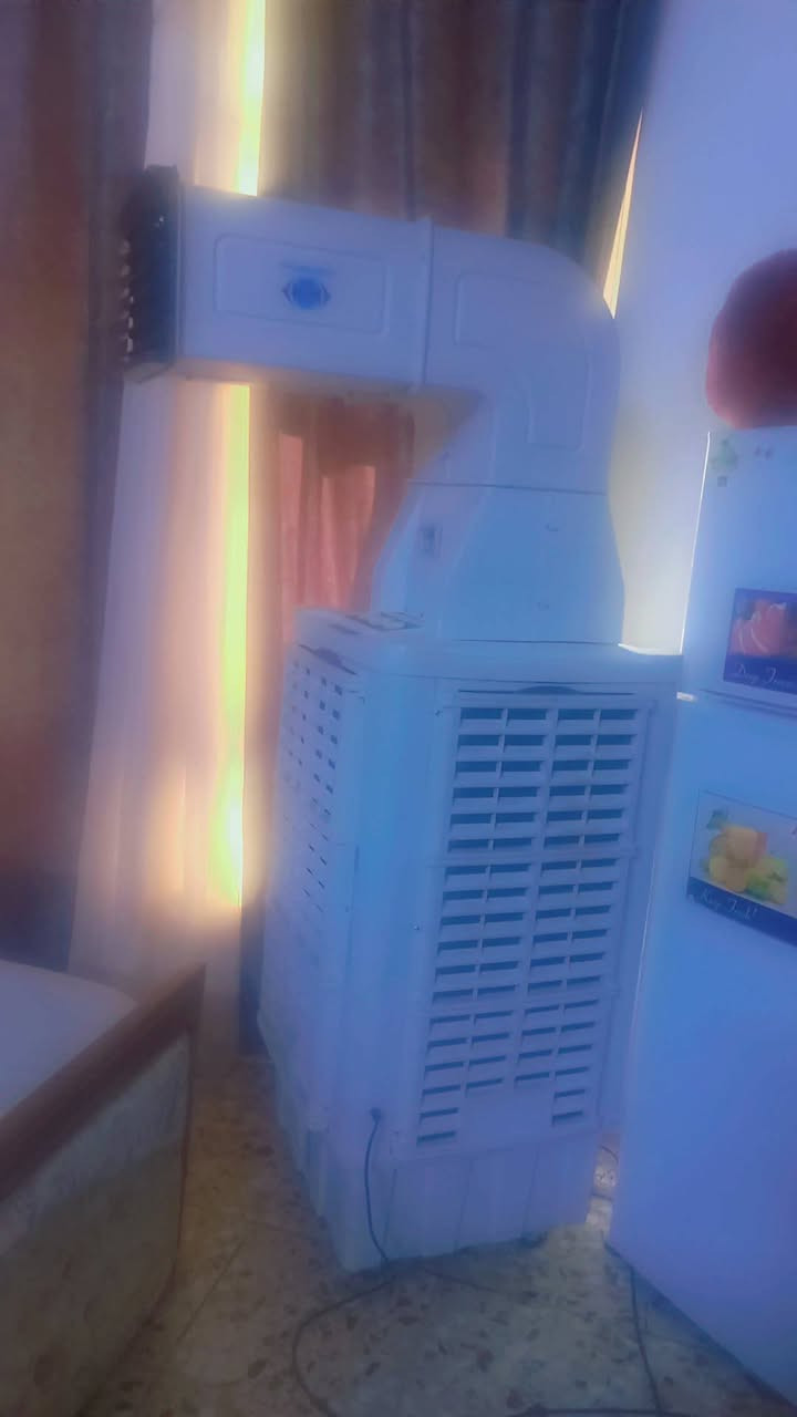 مبرده كونفيره نوعيته ممتازه جدا ونضيفه مامستخدمه ست اشهر حجم 70كبيره السعر 325 
العلوان بغداد مدينه الصدر الاورفلي قرب مكوى البيادر  الاتصال ع الرقم او دخول خاص ***********
