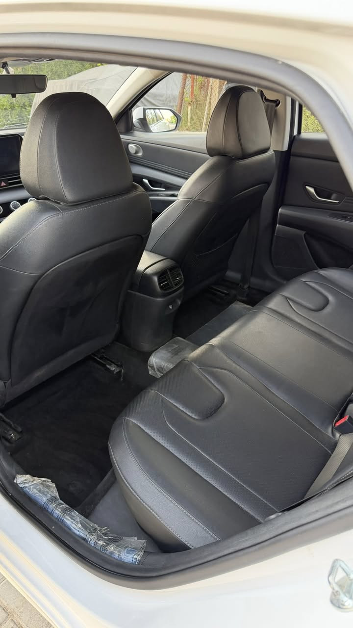 سلام عليكم رمضان كريم 🤍
البيع هونداي النتر تجميع صيني 2024 
رقم اربيل بسم شركة تحويل او كاله حاضر 

مواصفاتها : 
فتحه سقف 
كروز سرعه 
كشنات جلد داخل اسود 
تبريد قطعتين 
حساسات خلفيه + ماميه 
تحكم ستيرن 
عينه دتجتل عداد الكتروني 

وسياره تجي مواصفاتها 1/1 فول الفول ✅

سياره كفاله من صبغ تبديل او بارد وسياره نضيف و جديد 

سعره : 140 وبيها مجال الشراي بدون كسران المايعجبه سعره يعبر المنشور 

عنوان / البصرة 📍

رقمي / *********** 📞
