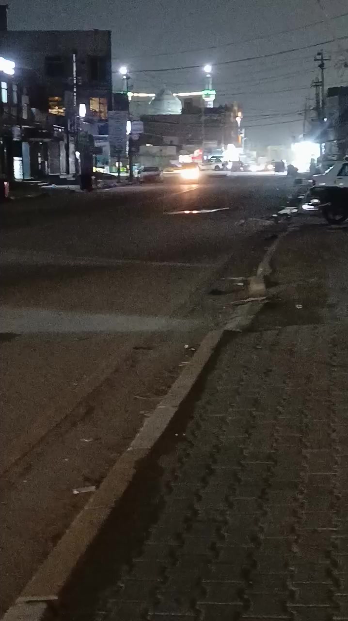 سلام عليكم  بيت البيع 50  متر اقرا محكمه سند 25  قرب مرقد الحر مجمع الذهبي  البيت طابقين يحتوي على طبق الاول استقبال + صاله +مطبخ +صحيات خارجيه +صحيات داخليه الطابق الثاني غرفتين +صحيات الطابق الثاني 
مكلف بالنشر هذا الرقم صاحب الدار ( ***********)
