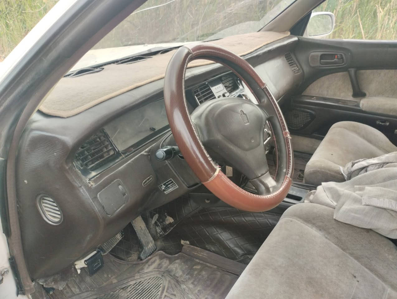 بسم الله الرحمن الرحيم 
سياره للبيع 
مارك بطه 
موديل 92
مشروع وطني 
 مكانها ذي قار الرفاعي 
النظافه مثل مابينه بصور
السعر 45,وبيه مجال 
للتواصل الاتصال على الارقام 
 الموجوده بالاعلان 
***********
0778653270
او مراسلة الصفحه 
#هادي_الحجيمي
