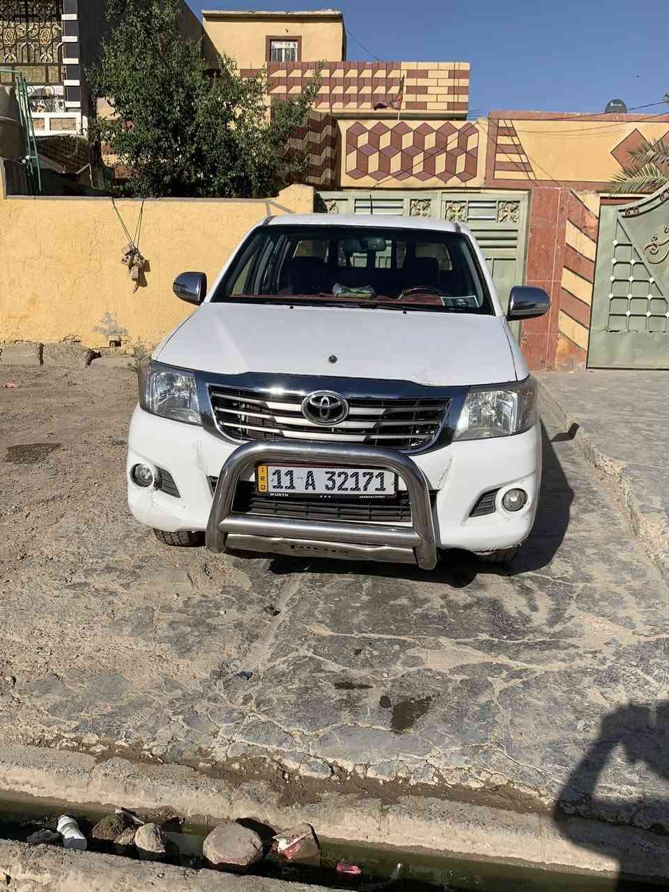 سيارة فلاونزا 2013  بغداد باسمي بيها صبغ  الاتصال أو استفسار على الرقم.  ***********
