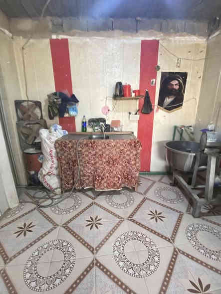 السلام عليكم مخبز   للبيع  او فقط الغراض  
تفاصيل اكثر الخاص او اتصال بالرقم 
***********
