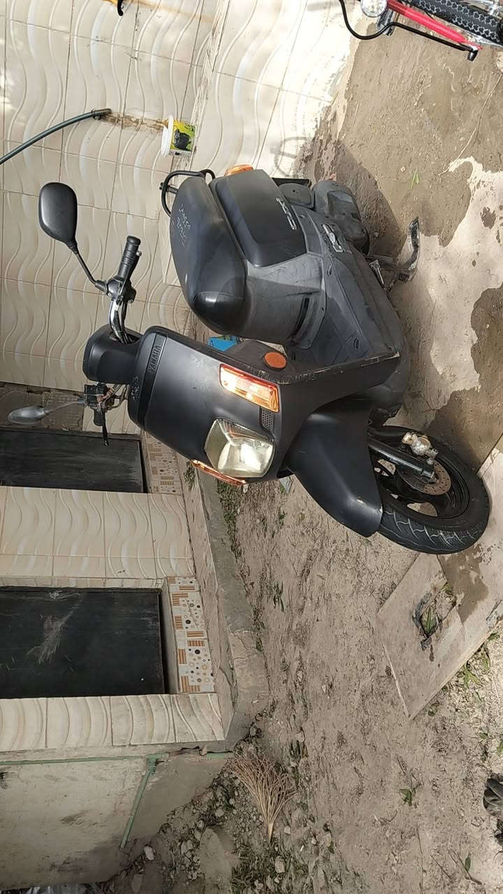 سلام عليكم شلونكم شخباركم خوان بوليس مصطره نوزل نضيفه فول اسود طافي العنوان سوق الشيوخ ***********وشراي يشلع عيوني
