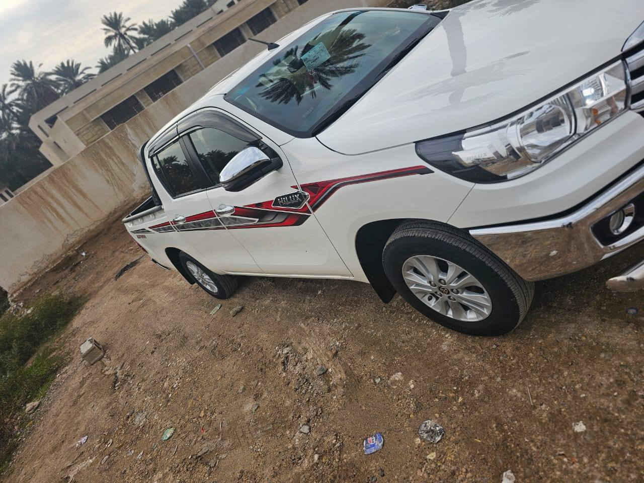 2023 بغداد بسمي ماشيه 45 الف ساز كفاله عدا باب البدي مبدل والباب موجود طخه صغيره وبدلته دبل بصمه السعر 288 وبيها شي بسيط مكان السياره ديالئ جديده الشط رقم ***********
