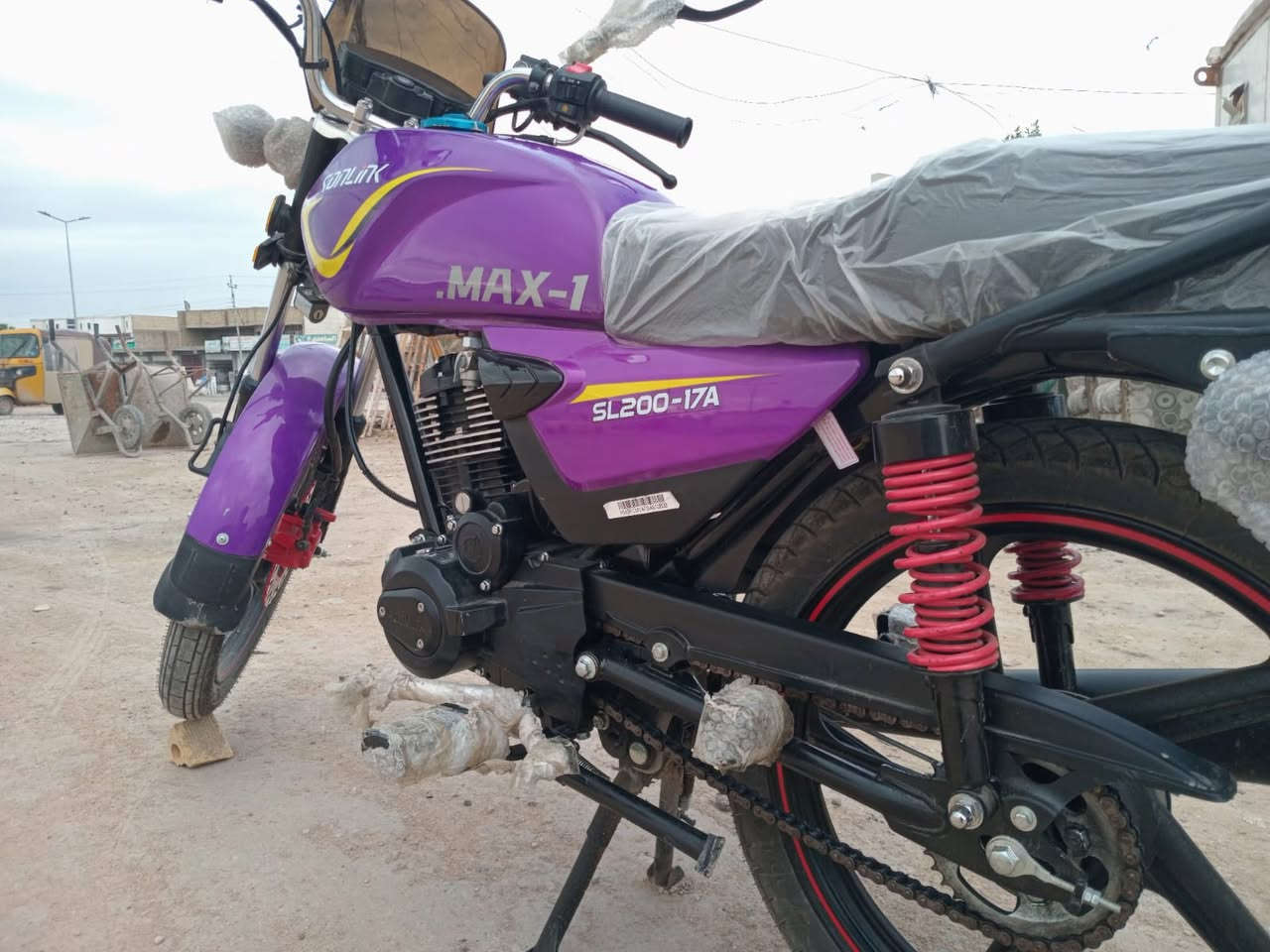 سلام عليكم دراجه سونك ماكس دراجه نضيفه معنى الكلمه مكفوله من كلشي سنكر دراجه ادوات عارضه مليون وميه
1100
***********
