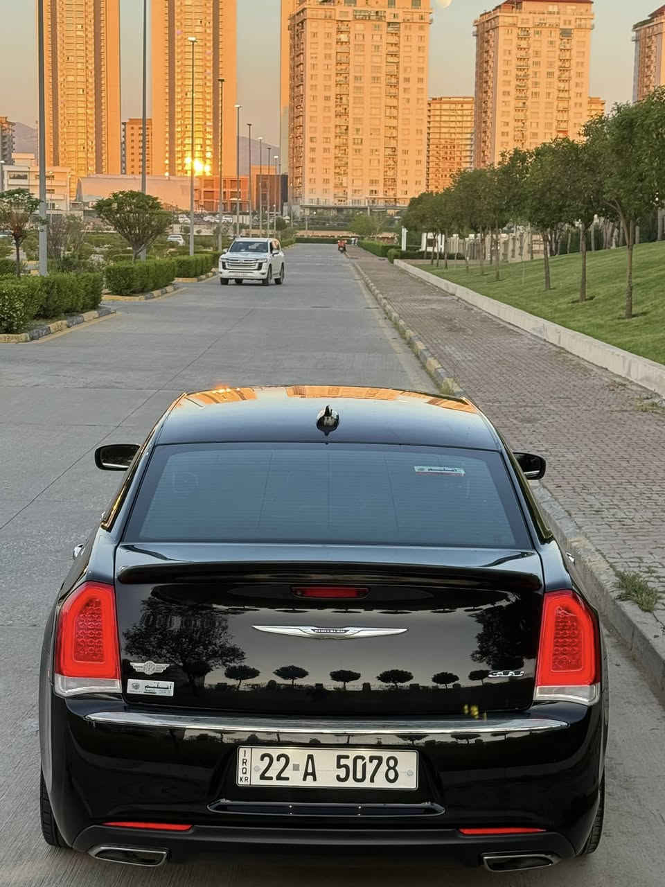 السلام  عليكم ورحمة الله وبركاته
‏‎‏‎       ——— للبيع  ———

كرايسلر اوباما   — Chrysler Obama

‏‎‏‎وراد كندي.     —  بدون ايرباك   

‏‎‏‎الموديل           — 2019

فئة.                 — 300 

حجم المكينه   — 3600/ V6

‏‎‏‎اللون               — اسود    

‏‎‏‎المسافه المقطوعه — 80.000 

‏‎‏‎حاله السياره. — كلين تايتل  

‏‎‏‎المواصفات 
‏‎‏‎- بصمة تشغيل 
‏‎‏‎- بصمة أبواب 
‏‎‏‎-تشغيل عن بعد
‏‎‏‎-كشنات جلد
-كشنات اماميه خلفيه تدفئه 
-كشنات اماميه تبريد 
- گير ماوس 
- شاشه ديجتال 
‏‎‏‎-شاشه كبيره تدعم نظام الأبل كار باي ونظام الاندرويد
‏‎-تدفئة ستيرن
‏‎‏‎- ستيرن بحركه كهربائيه 
‏‎‏‎- تبريد مركزي 
‏‎‏‎- بگ لايت LED 
- ليد نهاري 
‏‎‏‎-كرسي السايق بحركة كهربائيه 
‏‎‏‎-تحكم ستيرن جهتين 
‏‎‏‎-تحديد سرعه 
‏‎‏‎-مانع انزلاق 
‏‎‏‎-كامره خلفيه دواره 
‏‎‏‎باقي المواصفات المعروفه 

‏‎‏‎السعر            — 245$

‏‎‏‎رقم السياره    — اربيل 

‏‎‏‎موقع  السياره — السليمانية 

‏‎‏‎للأستفسار.     — *********** - ***********

