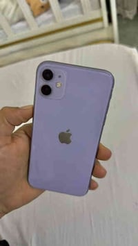 شرق اوسط_ iPhone 11  ذاكرة GB 64 بطارية %72 نوع النوذج (M)  مقاوم للما...