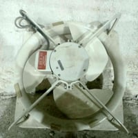 مفرغه حجم 45 سم مامستعمله سعرها 100 / 07800070222