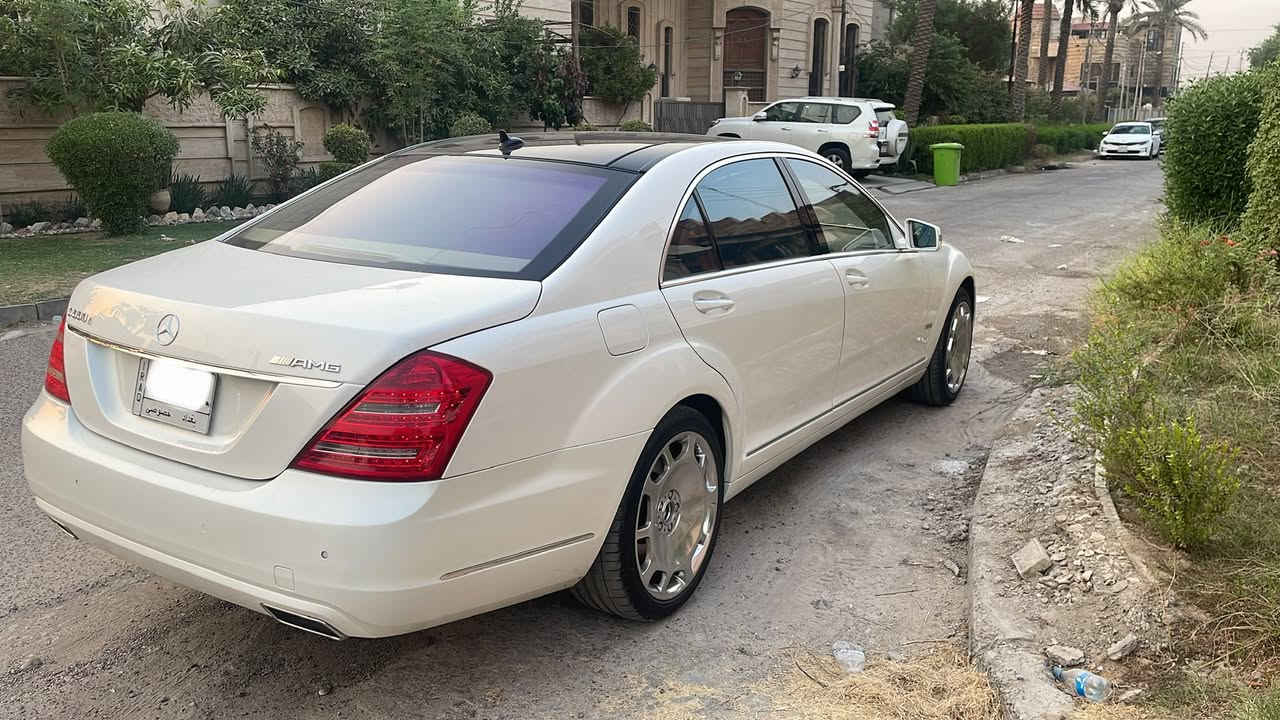 مرسيدس 550S
Mercedes-benz

نوع السياره - s-class 550 Twin turbo
الموديل -                — 2013
حجم المحرك     —  V8 —    

ماشيه         — 136km—      الف حقيقي
—————————————————
                     الموصفات
1- باب طويل
2- داخل بيج
3- بيبان شفط
4- جنطه شفط 
5- جنطه كهرباء
6- بانراما
7- لايت زنون
8- لايت ترحيب 
9- لايت داينمك وينه فره الستيرن
10- زراك لايت
11- رادار امامي 
12- حساس مطر
13- قياده ذاتيه
14- تحديد مسار 
15- كامره خلفيه
16- حساس امامي خلفي
17- ستيرن كهرباء 
18- شفتات ستيرن 
19- تدفئه ستيرن 
20- لد دشبول متغير 
21- ثلاث وضعيات قياده 
22- الكشنات الاماميه تدفئه وتبريد
23- الكشنات الاماميه مساج
24- كشن السايق هزاز 
25- الكشنات الخلفيه تدفئه تبريد
26- تجاوي الراس الخلفيه قلابة
27- 5 بردات
28- شاشات خلفيه
29- ريموت تحكم بل شاشات الخلفيه
30- سستم صوت Harman Cardin
31- مري قلاب + شفط 
32- سيدي جينجر
33- تبريد منفصل 
34- جوبلسات تتعلى وتتنصه السياره
35- جام + بانرما ينقفلن وحدهن من تقفل السياره
——————————————————————السيارة وارد كندي تقرير غرق
ملاحظة- السياره بيهة فقط الدعاميات صبغ  فقط رش كان بيهم شخوط ورشيتهم وبيها بارد كد ٤ اصابع بالچاملغ  وبالباب
————————–—————————————
السعر 23000$ للبيع او مراوس

الي ميعجبه السعر يترك كلمه حلوه مثله 
———————————————
اتصال ***********
مكان السياره بغداد
