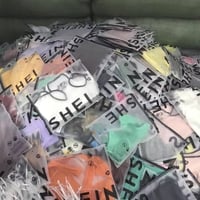 ملابس • رخيصة • بضاعة حلوة