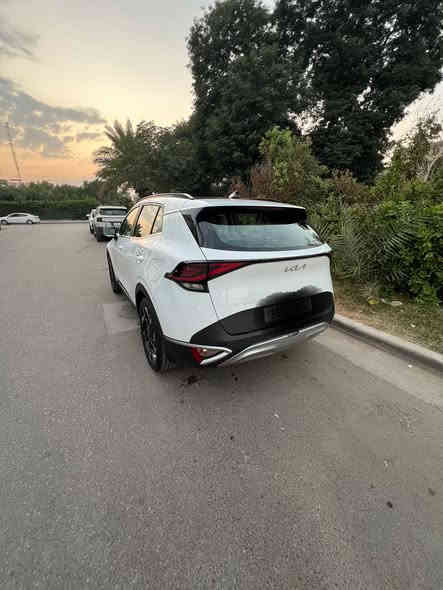 سلام عليكم.. عليكم..
سبورتج وارد خليجي موديل ٢٠٢٤
السياره نظيفه جدا اخت  الزيرو ماشية    ١٩٠٠٠ كم ...
             ***** مواصفات
 بنوراما 
بصمه تشغيل عدد ٢ 
تشغيل عن بعد 
تدفئه كشنات 
تدفئه استيرن 
كشن السائق والراكب كهربائي
عداد ديجيتل 
قياس ظغط الاطارات بالشاشه 
حساس امامي
حساس خلفي
شفتات استيرن 
هند بريك بصمه
اوتو هولد 
اشاير بالمري 
رادار جانبي 
فول تحكمات 
مثبت سرعه 
اوامر صوتيه 
اريل نفكيشن 
حجم الويل ١٩ 
مانع انزلاق 
جنطة كهرباء 
ارضيات روزلين اصلية 
رقم بغداد انكليزي الجديد 
هزه جديده 
السياره مكفوله كير ومكينه وكشر 
العنوان بغداد (حي الجامعة ) 
السياره بأسمي تحويل ثاني يوم ...
         السعر /    ٢٤٥  بيها مجال بسيط 
للاستفسار الاتصال على رقم ***********
