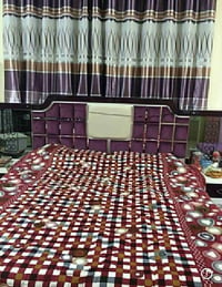 غرفة نوم للبيع نظيفة جداً السعر ٦٠٠ وبيها مجال 07703980020