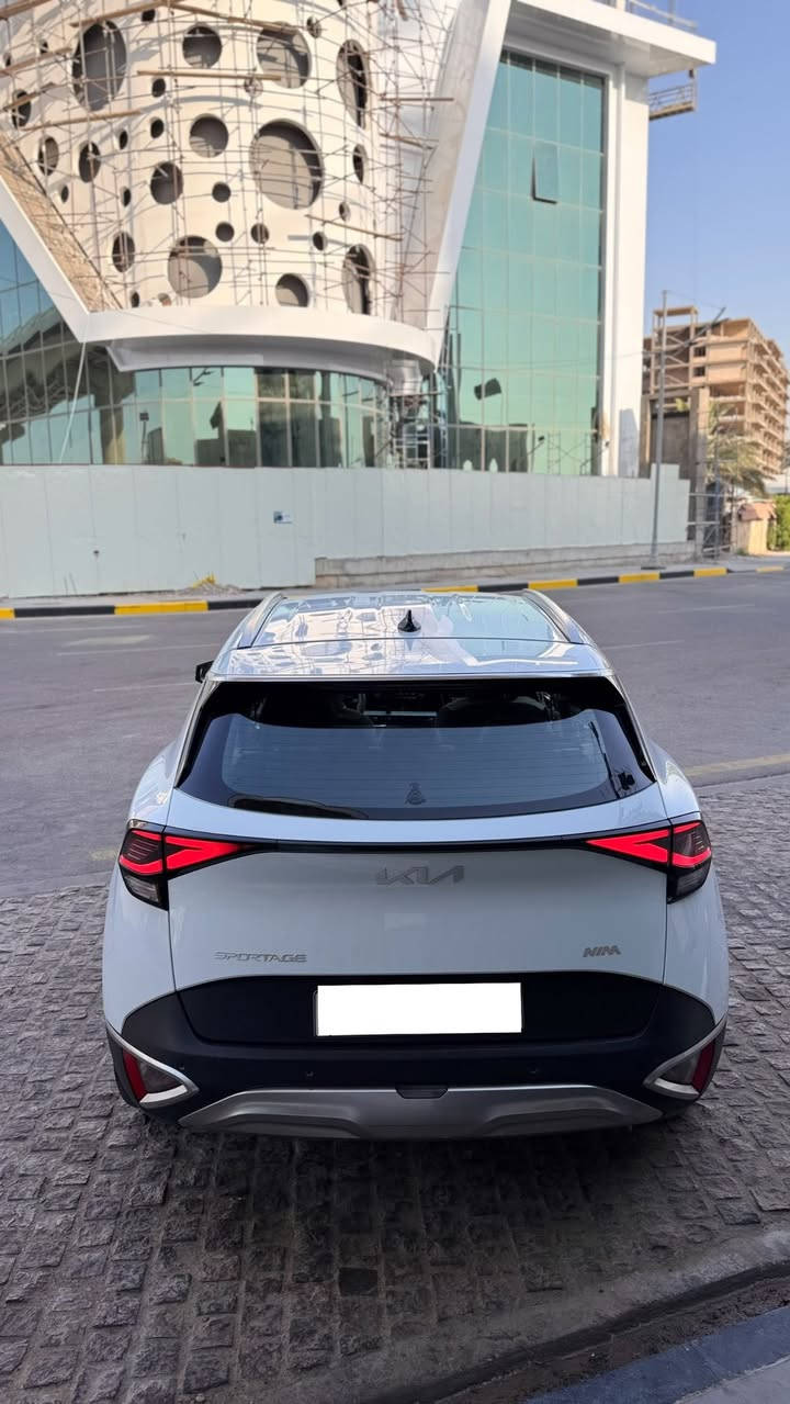 كيا سبورتج مديل 2025 رقم اربيل
سياره بيه بارد مكانين 

ماشيه 27الف كم 
بصمه تشغيل وابواب كذالك تشغيل عن بعد حساس امامي خلفي ورادار جانبي  شفتات ستيرن سايد بريك كهرباء تبريد قطعتين  ترحيب عند القتراب 4 انظمه قياده .

مكان السياره بصره ***********
