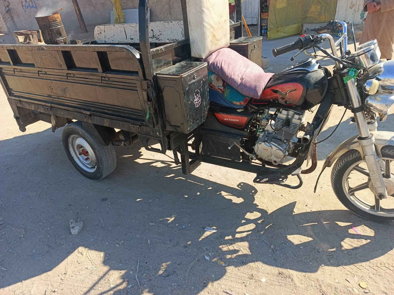 السلام عليكم ستوته للبيع اوراق موديل 23 السعر 2 و 100 وبيها مجال كربلاء حي الغدير ***********
