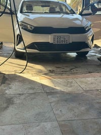 كيا k3 ٢٠٢٢ رقم اربيل ماشيه ٣٠ الف كيلو بدون صبغ بدون اي حادث فقط بيهه...