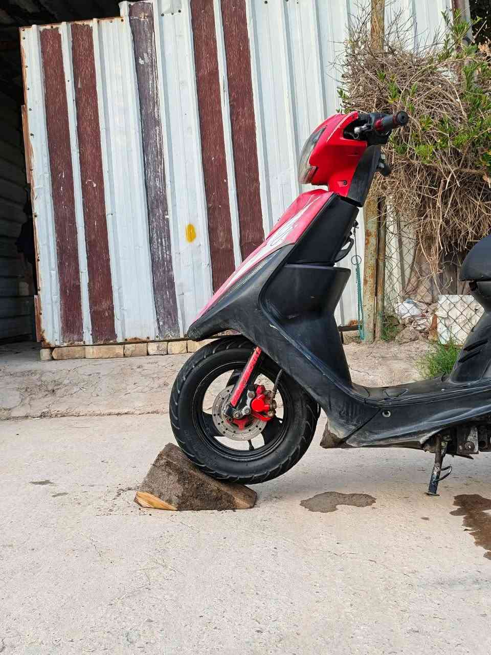 سلام عليكم دراجه ماكس نضيف سعره 650 رقم واساب ***********/***********
