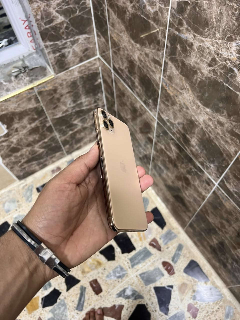 ايفون 11 برو ماكس
دبل خط شركه
مبدل باتري 100 اصلي 
ذاكره 256 
نموذج m
ذهبي
السعر 350 وبيه مجال ويرهم مراوس ويه هونر


**إذا كنت صاحب هذا الإعلان وتريد حذفه لأي سبب، رجاءا أرسل رسالة إلى الدعم الفني**