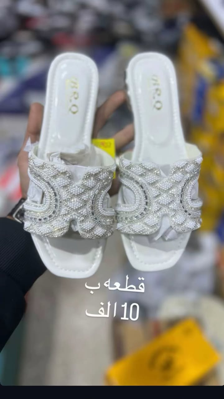 ‏✅مديلات عصريه تناسب كال  اطلاله
‏
‏✅راحه طبي 
‏
‏✅اسعار مناسبه 
‏
‏✅يوجد خدمه توصيل داخل الكوت فقط
العنوان الكوت طشاش مقابيل كفيل اسعار مناسبه جداً الستفسار اتصال ع رقم ‏‪***********‬‏ واتساب
