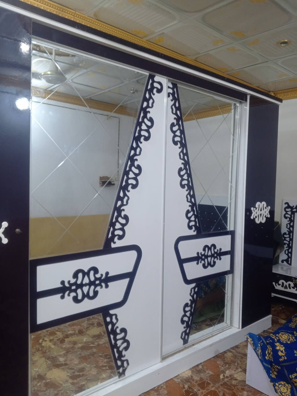 السلام عليكم اخوان غرفه تركيه للبيع مكاني نجف رقم لهاتف ***********
