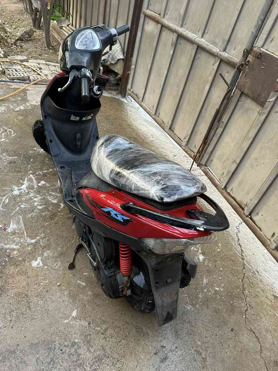 ماكس عدلة السعر ٤٠٠ عنوان بغداد الشعب الرقم ***********
