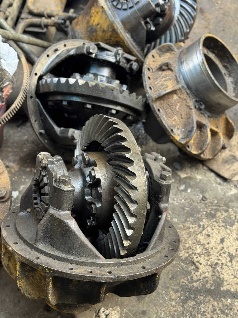 السلام عليكم تفصيخ شفلات كاوسكي جميع الاحجام مال حاوية ياباني🇯🇵 اصلي پغداد 52 محل وليد الربيعي 
هـ***********
