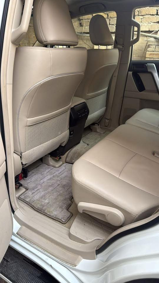 برادو 2023 
ساز TXS 
مكفوله 
ماشيه 20 الف 
السعر 49 الف 
موجوده باليرموك اربع شوارع 
الاتصال ***********
وتساب ***********
