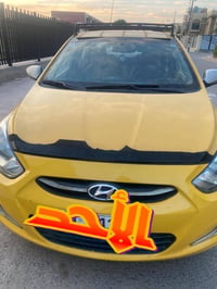 سيارة اكسنت وارد خليلجي موديل 2013 تكسي للبيع ب70$ وبيها مجال الي يرغب...