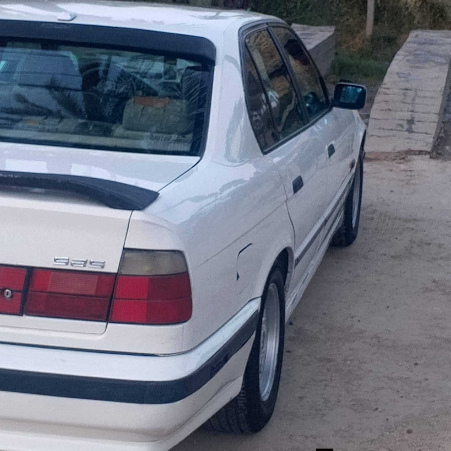 السلام عليكم
BMWللبيع فقط

فول مواصفات كير اوتوماتيك سلايت 

سياره جديده وجاهزه من كلشي حداديه ستوني شاده تخم تاير ويل خليه ادامه كامله للسياره منضومة البانزين 

سياره كفاله ماعدى قطعه وحده 

رقم اربيل الجديد عدي وكاله عامه 

مكان السياره ديوانيه 

السعر ٦٨ وبيه مجال قليل
***********
