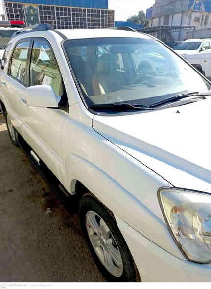 سبورتج ٢٠١٠ رقم اربيل السيارة مكفولة كفالة عامة من الصبغ يوجد بارد فقط قبق الجنطة تحت الرقم وكدر شبر الجاملغ الامامي جهة السائق السيارة حدادية صدر امامي خلفي المحرك والكير مكفول والمواصفات دسك امامي خلفي فتحة شاشة كاميرا تبريد تدفئة شغال والسيارة على العموم بحالة جيدة للاتصال *********** السعر ١٣٠ ورقة وبيها مجال بسيط للجناي سنوية باسمي مجددة ٢٠٣٠
