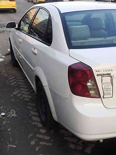 سلام عليكم ورحمة الله وبركاته للبيع اوبترا موديل 2006 بيه صبغ باب خلفي وجاملغ امامي اثر طخات سياره جاهزه مكينه وكير وصدر وتدفئه وتبريد رقم بغداد السعر 66 عنوان بغداد طالبيه ***********
