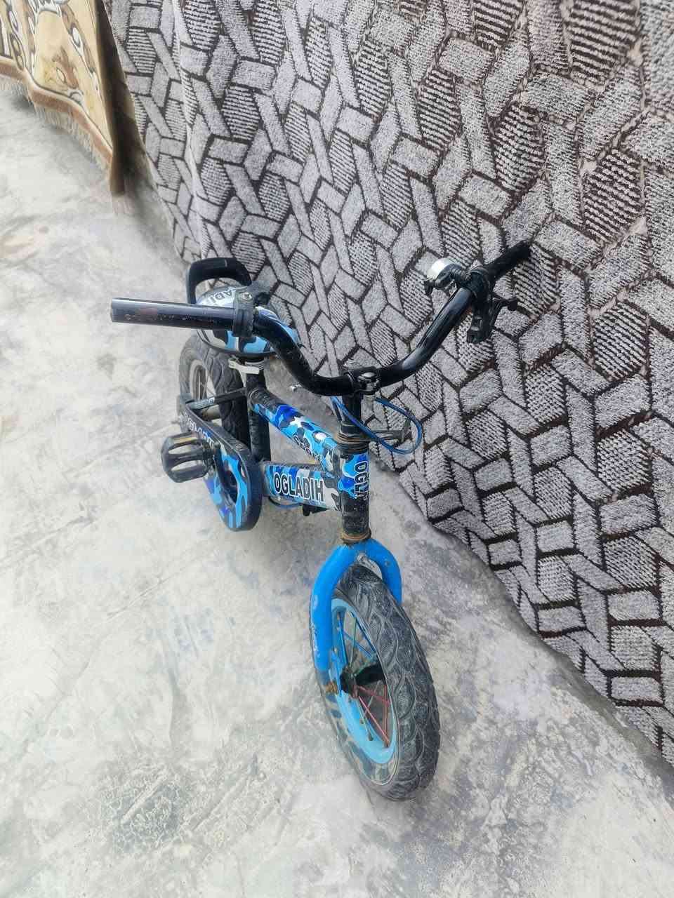 السلام عليكم بايسكلات للبيع مكاني حي العامل


**إذا كنت صاحب هذا الإعلان وتريد حذفه لأي سبب، رجاءا أرسل رسالة إلى الدعم الفني**