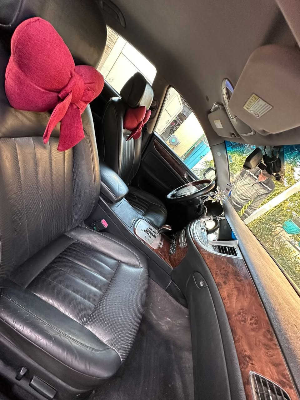 السلام عليكم جنسزز موديل 2013 فول مواصفات عده فتحه قطعتين تبريد حته بالتنته تدفىه كشنات شغاله تحكمات شاشه واي فاي كاميره خلفيه وهواي مواصفات بيها كصه جنطه غرفه جديده تخم تاير حداديه جديده اماميه خلفيه تبريد ثلج مكينه 6 سلندر وكير
سيارة متومة رقم شمالي طبق الاصل مكفولة من سرقة وعشاير 

***********
***********
