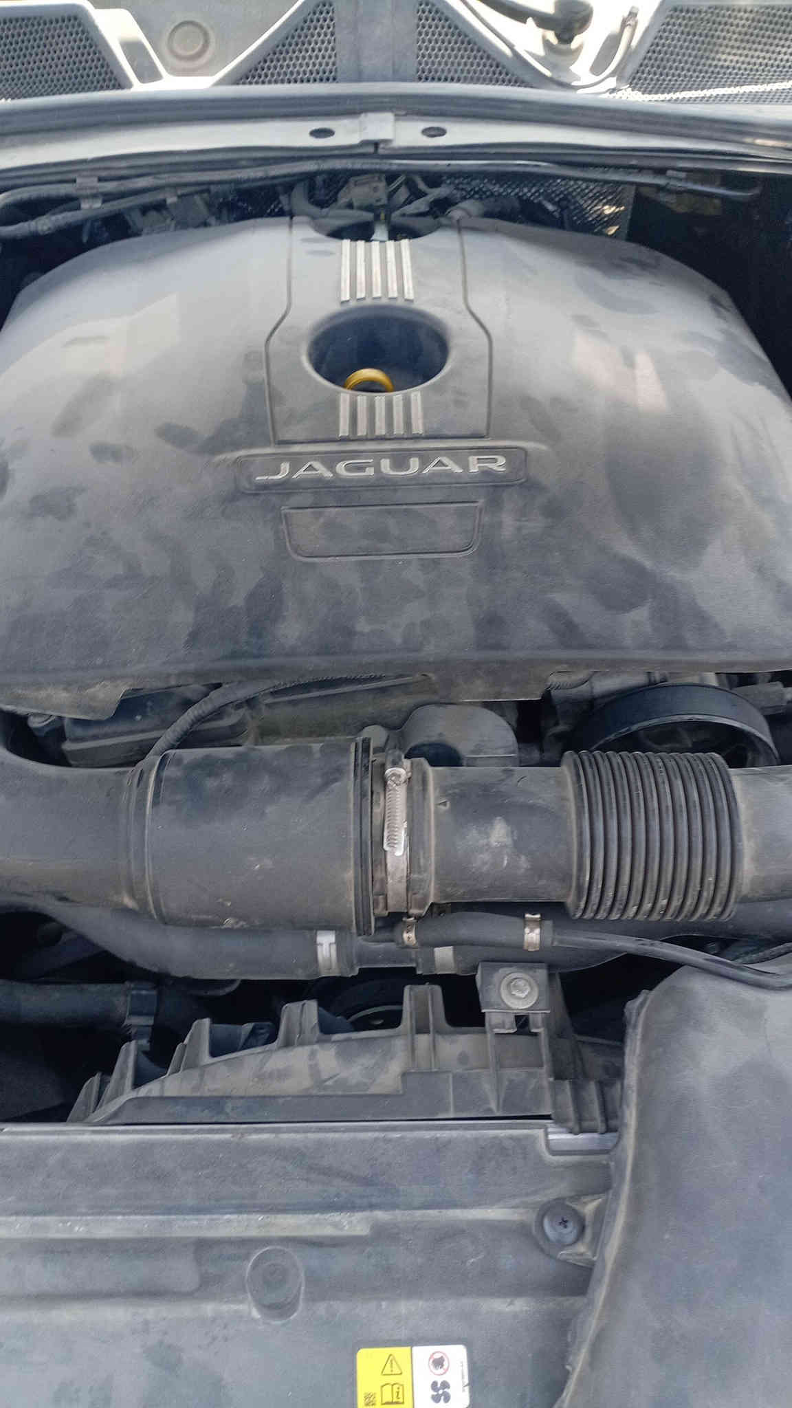 السلام عليكم يتوفر ادوات رانج روفر موديل 2008 /2012 سوبر/عادي
العنوان السليمانية المنطقة الصناعية خلف كراج بغداد القديم لأي استفسار يرجى الاتصال على الأرقام التالية
 ***********
***********
