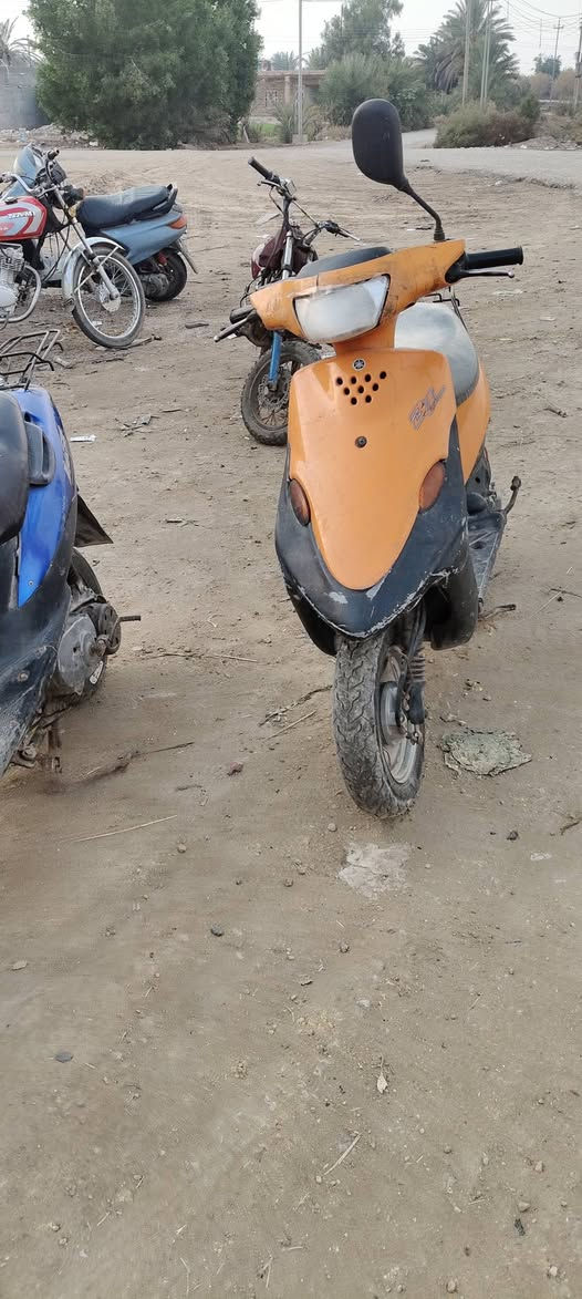 دراجات كلمن وسعره الذبانه لزركه عطلانه ول تيفيس الباقيات شغالات الشراي يتصل ويدلل ***********
