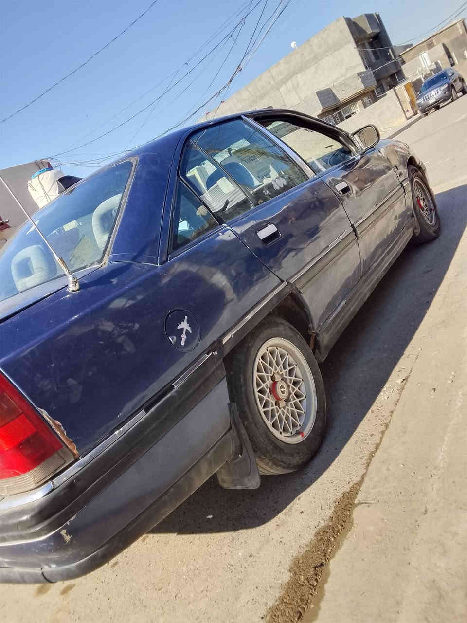 السلام عليكم وبل وميكه موديل 91 رقم بغداد سنويه لحد 26 السياره مكفوله تحويل مباشر السعر 30 وبيها مجال مكان بغداد الطيفيه ***********,,***********,,***********
