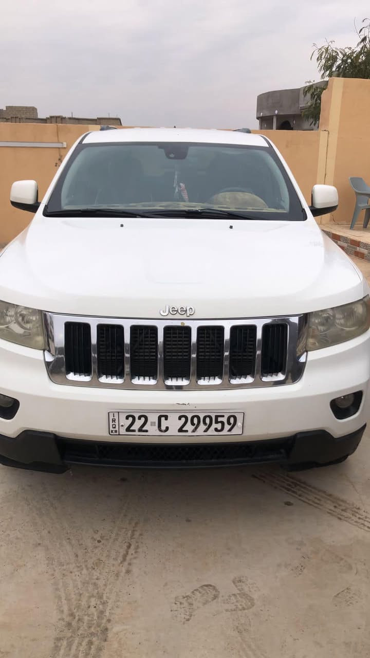 سلام عليكم 
جيب لاريدو للبيع
موديل 2011
صبغ المحدد بس 
كير ومحرك شرط 
تواير وصدر جدد 
السعر190 وبيها مجال للطيبين 
الرقم ***********
