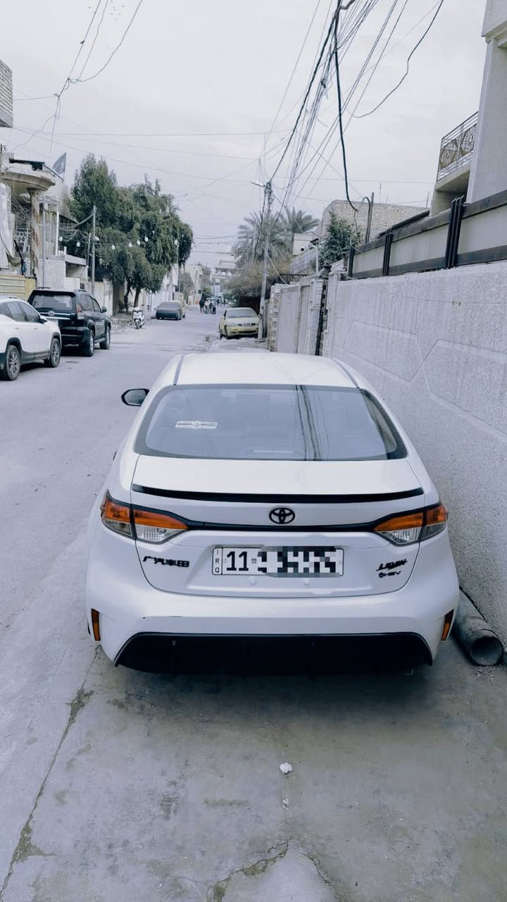 السلام عليكم
كورلا 2025 S بلاك ادشن . 
 رقم بغداد باسمي. 
تحويل مباشر . 

❇️محرك 1800 هايبرد شحن. ذاتي 
❇️بصمه + دخول ذكي . 
❇️رادار امامي . 
❇️سياقه اليه ماشيه 21 الف. 

❇️شاشه ابل كار بلي + كامره خلفيه دواره . 
❇️مانع نزلاق + مود درايف +  ايفو مود . 

❇️كيجات شاشه دجتل . 
❇️مقاعد جلد كهربائي لون أحمر. 

❇️ويل رياضي حجم 17 . 
❇️حساس لايت كامل اوتو. عالي ناصي + حساس ضغط اطار . 

❇️تحكم سترين كامل فول . 
❇️لايت زينون + لد صباحي . 
           ...... ....... 
مكاني بغداد . 
كفاله عامه فقط أقل الشبر باب عكس السائق 
(راجع pdR بي دي أر / مرفق بالصور) 

......    .......    ......    .....
السعر  : 162$ بيها مجال
للاستفسار ***********
