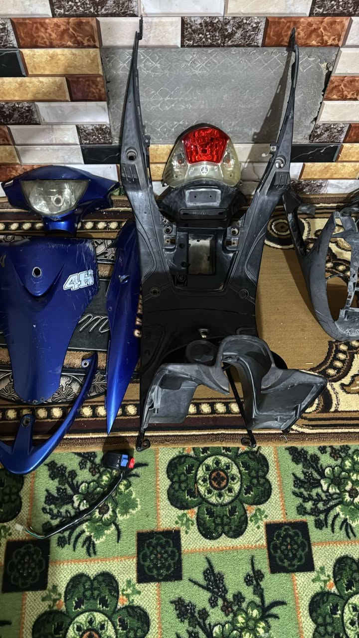 سلام عليكم غراض مال حاويه كله اصلي وختم واحد نضيفات شوفت  عينك مكاني ناصريه مركز


**إذا كنت صاحب هذا الإعلان وتريد حذفه لأي سبب، رجاءا أرسل رسالة إلى الدعم الفني**